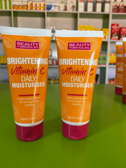 Beauty formulars brighten vitamin c
